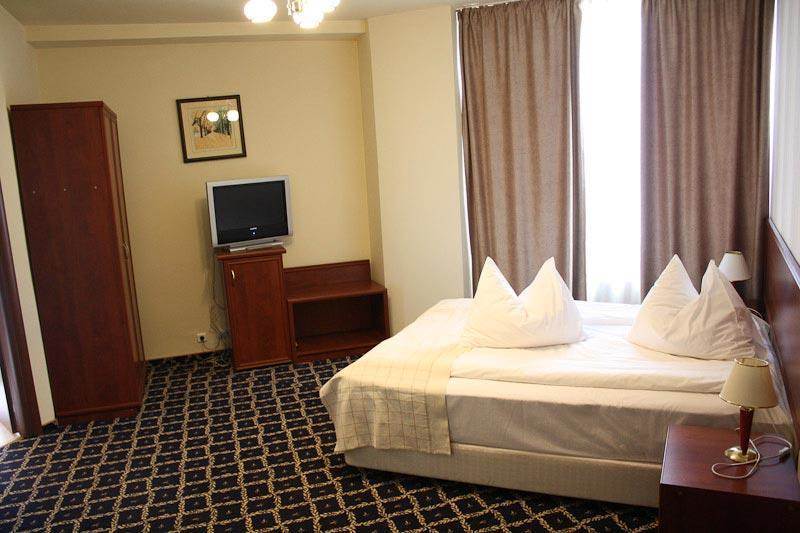 Hotel Europeca Craiova Extérieur photo