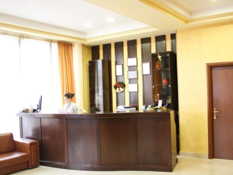 Hotel Europeca Craiova Extérieur photo