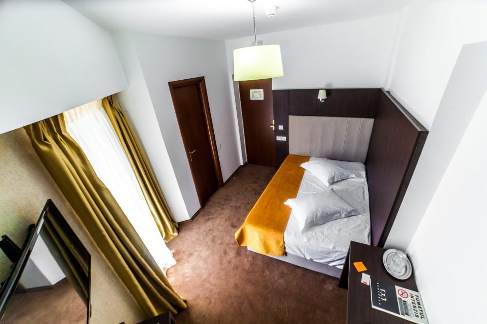 Hotel Europeca Craiova Extérieur photo