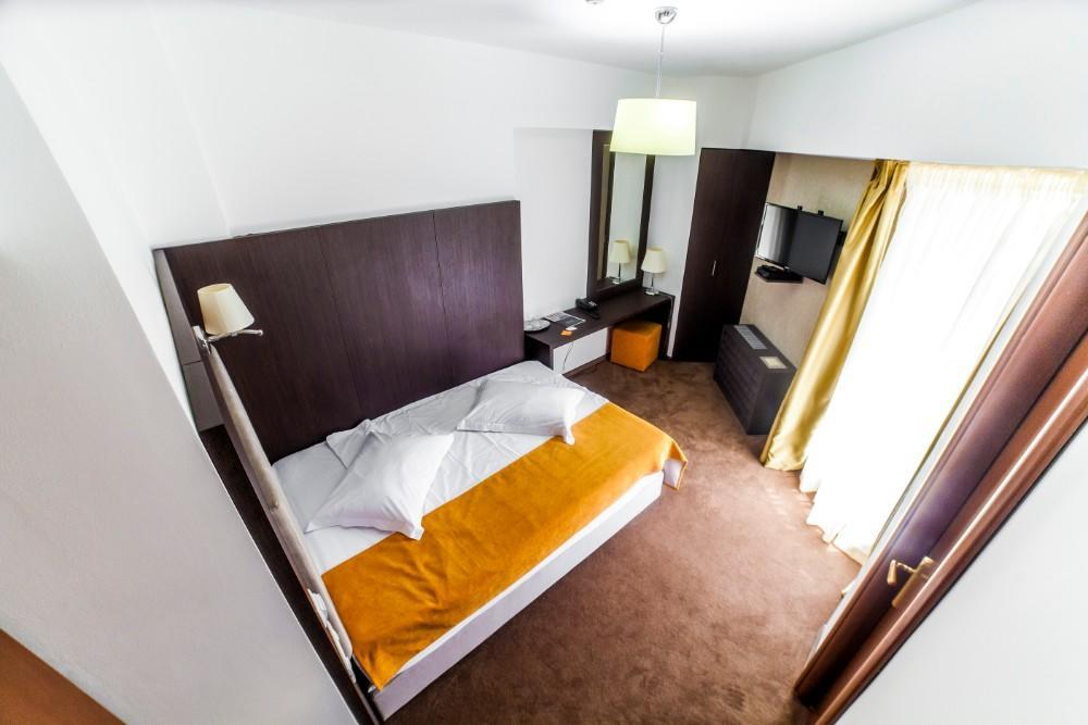 Hotel Europeca Craiova Extérieur photo
