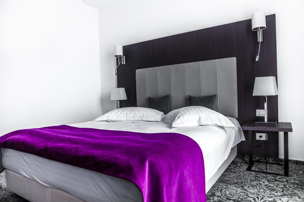 Hotel Europeca Craiova Extérieur photo
