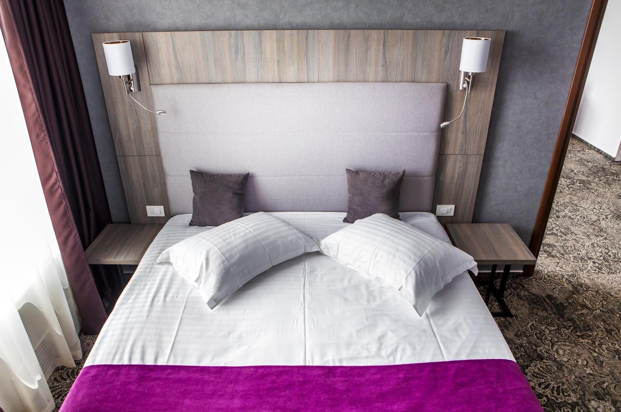Hotel Europeca Craiova Extérieur photo