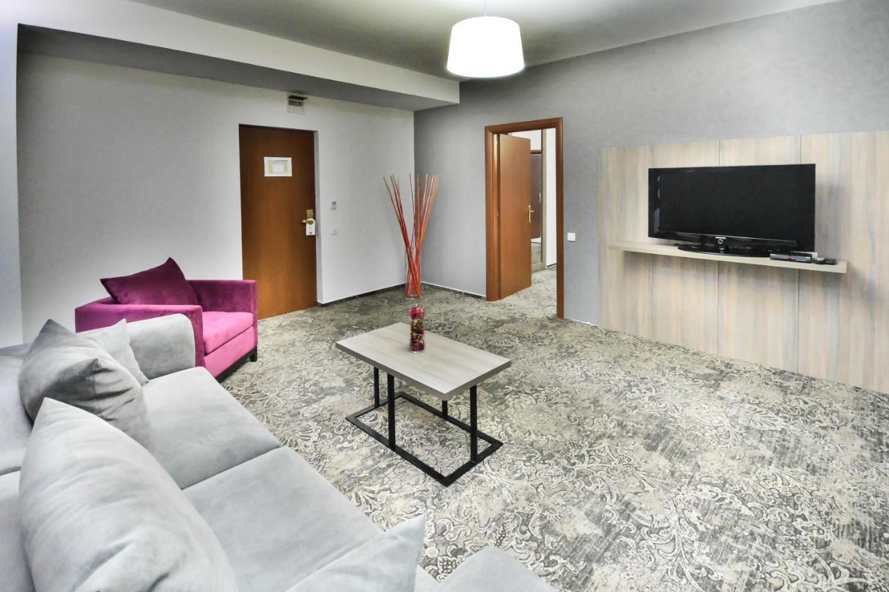 Hotel Europeca Craiova Extérieur photo