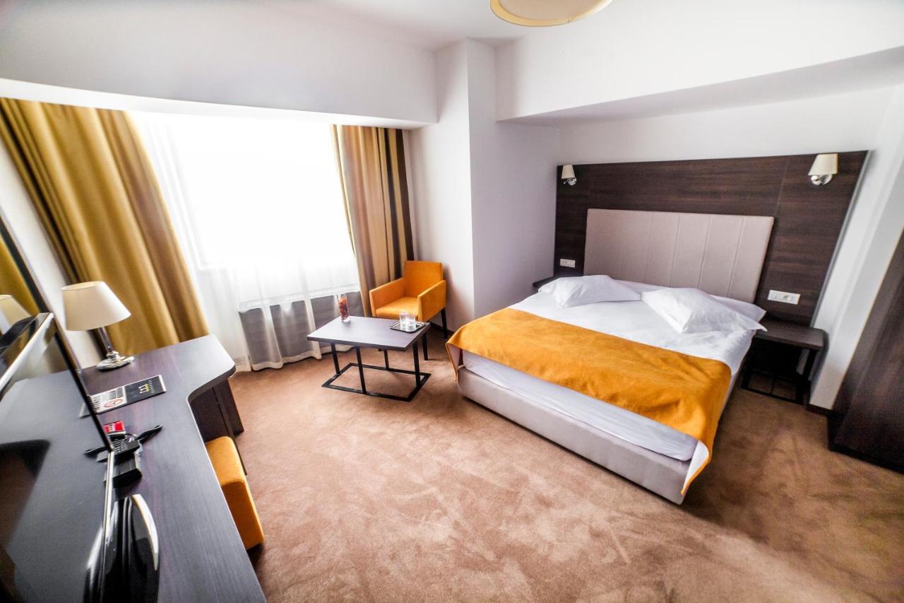 Hotel Europeca Craiova Extérieur photo